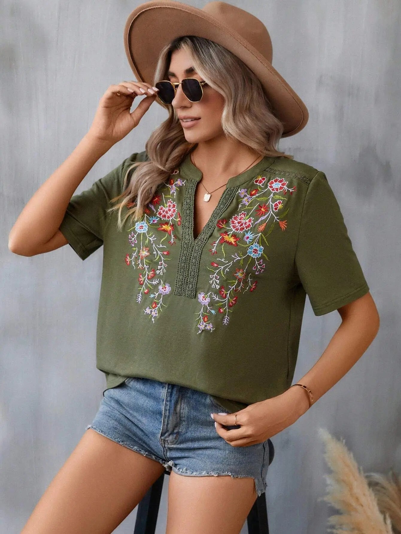 Vintage Summer V-Neck Lace Blouse – Casual Embroidered Loose Top for Vacation & Everyday Wear