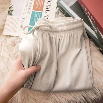 Calça Feminina de Seda Gelada - Cintura Alta e Conforto Casual