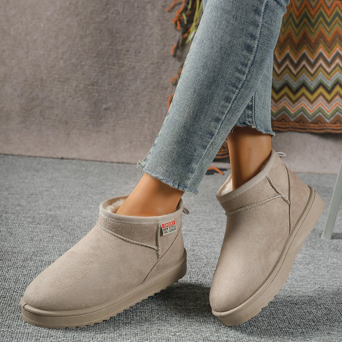 2024 Women's Suede Ankle Snow Boots – Warm & Comfortable Winter Flats, Casual Non-Slip Walking Shoes