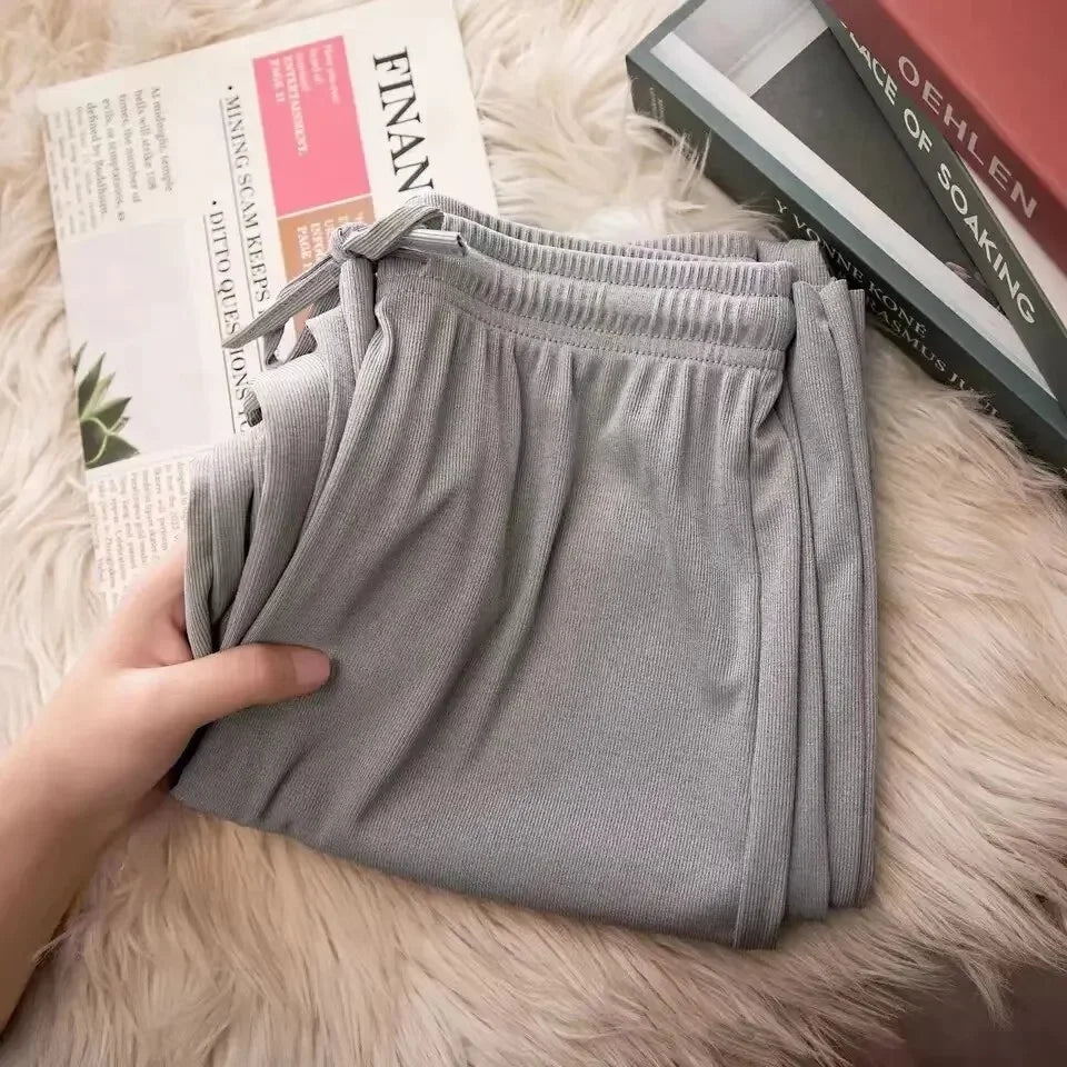 Calça Feminina de Seda Gelada - Cintura Alta e Conforto Casual