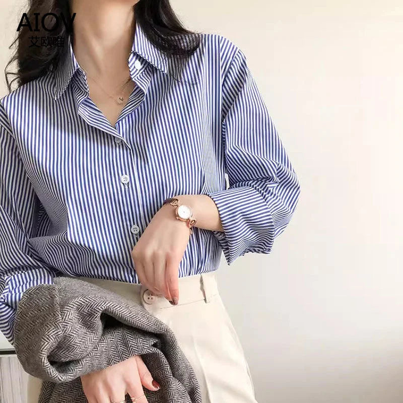 Women's Classic Striped Lantern-Sleeve Blouse – Loose-Fit Stand-Collar Top for Spring & Autumn